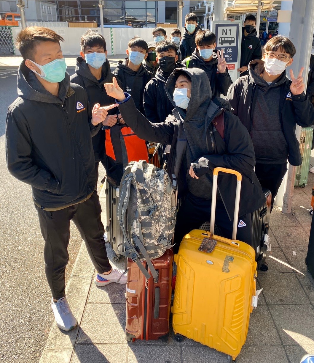 五人制足球 出發