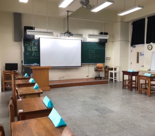 藝術大樓內學科教室(學期初家長日擺設)